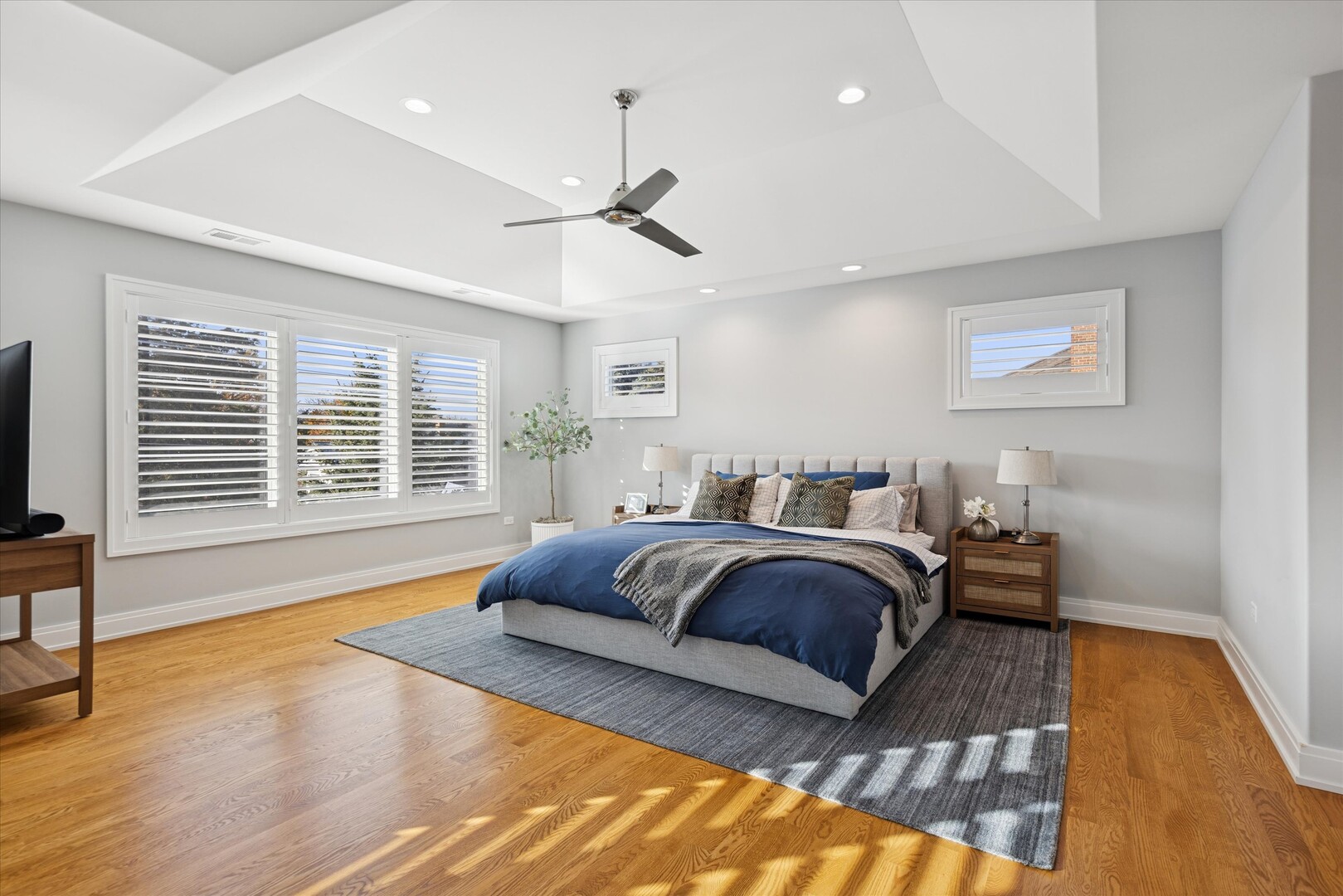 762 S Saylor Avenue, Elmhurst, IL 60126