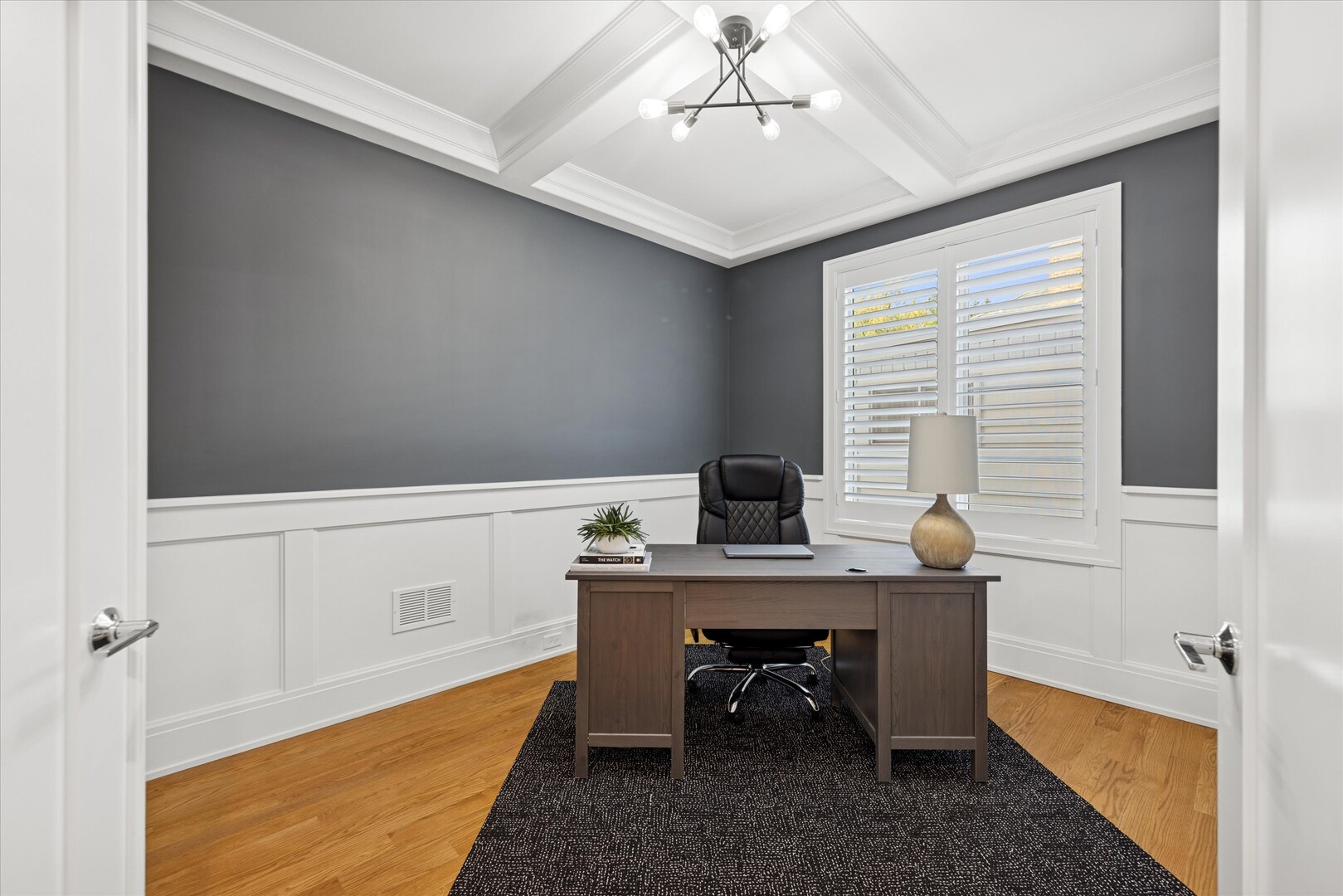 762 S Saylor Avenue, Elmhurst, IL 60126