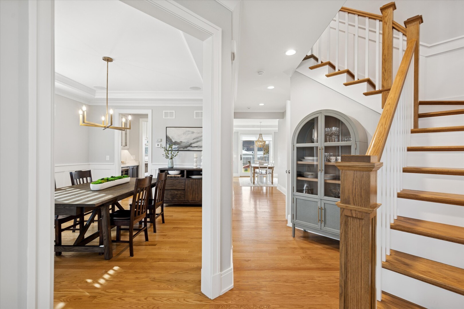 762 S Saylor Avenue, Elmhurst, IL 60126