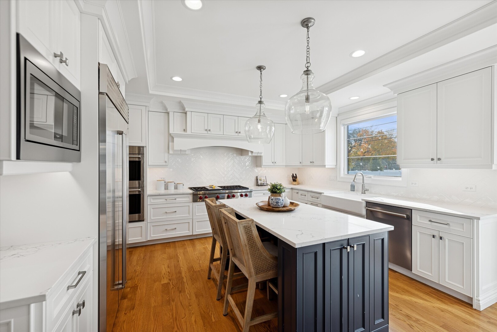 762 S Saylor Avenue, Elmhurst, IL 60126