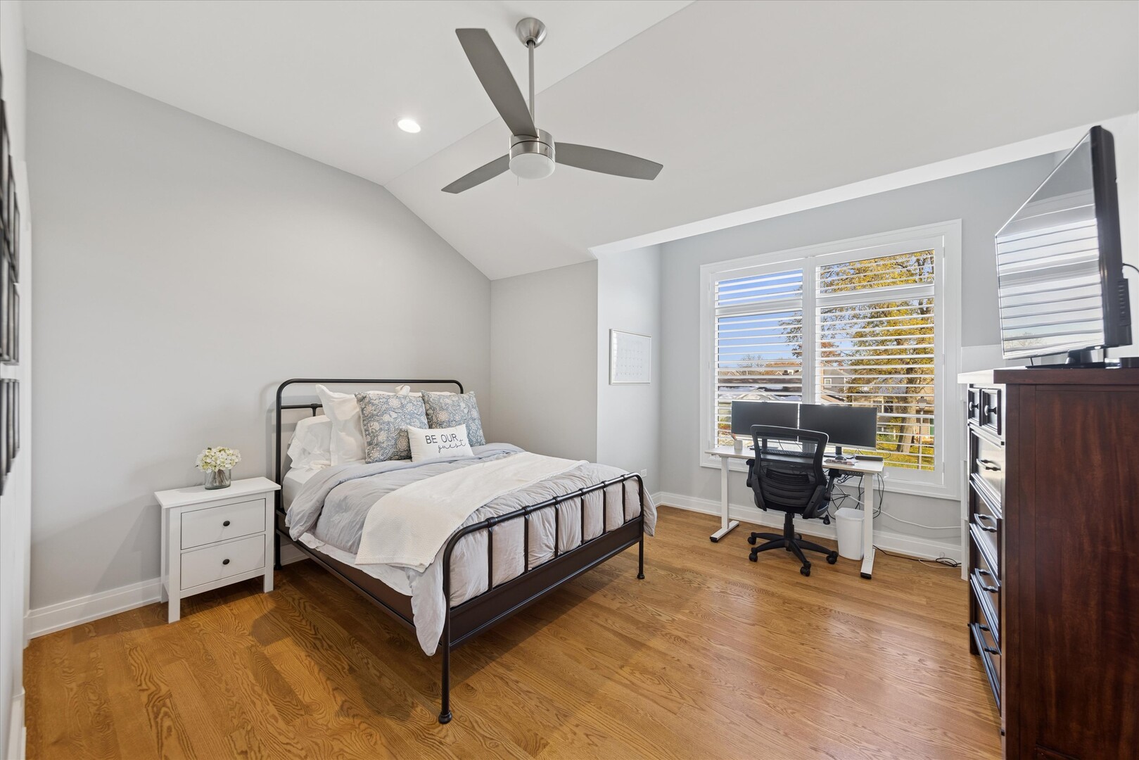 762 S Saylor Avenue, Elmhurst, IL 60126