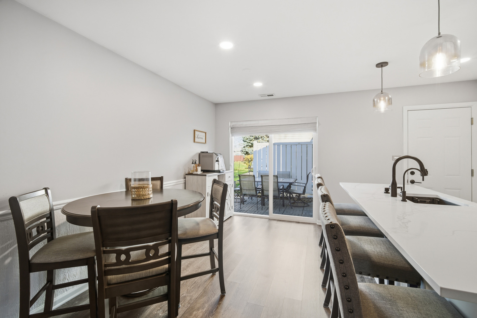 1288 N White Water Lane, Palatine, IL 60074