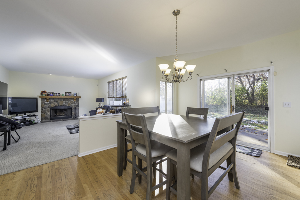 39128 N Ogden Lane, Beach Park, IL 60083