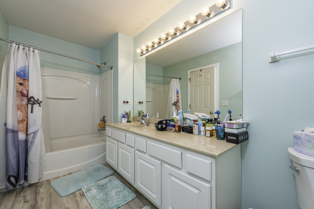 39128 N Ogden Lane, Beach Park, IL 60083