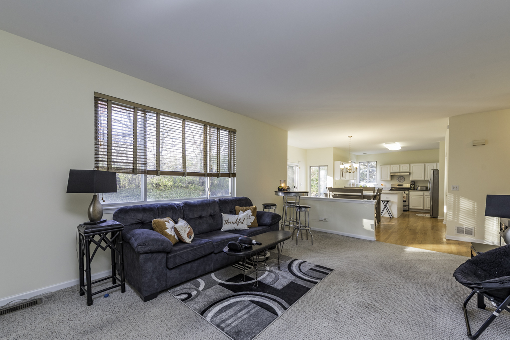 39128 N Ogden Lane, Beach Park, IL 60083