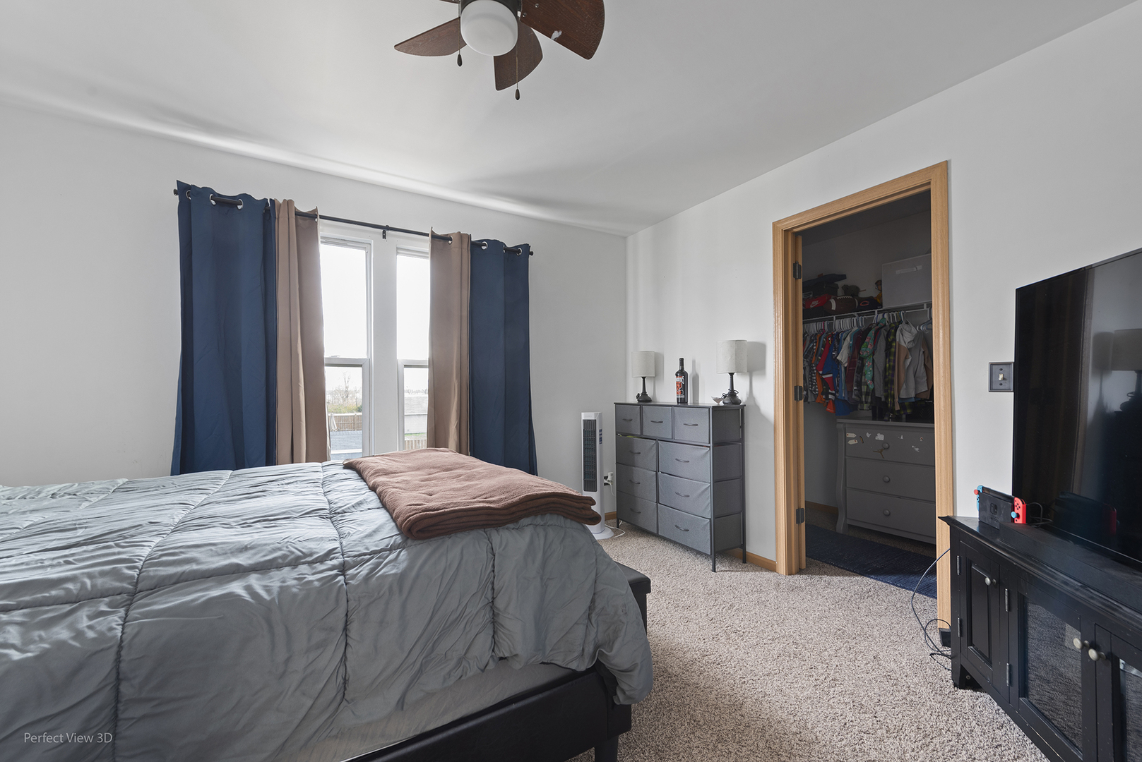 585 E Campbell Drive, Coal City, IL 60416