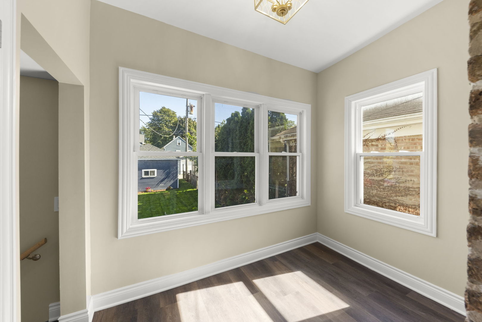 1335 Wesley Avenue, Berwyn, IL 60402