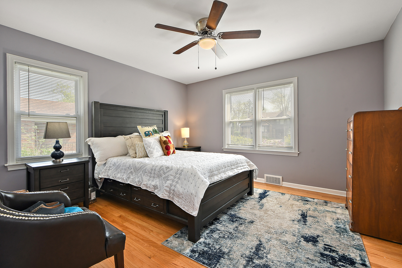 18450 Homewood Avenue, Homewood, IL 60430