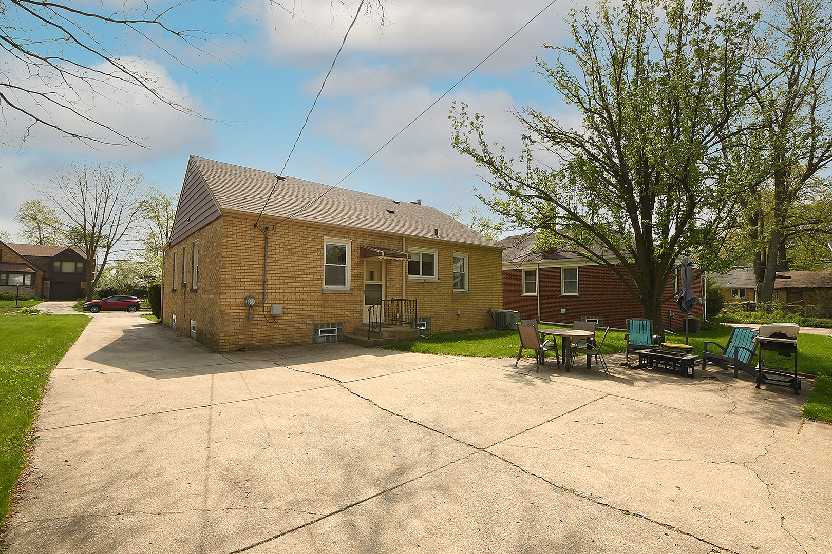 18450 Homewood Avenue, Homewood, IL 60430