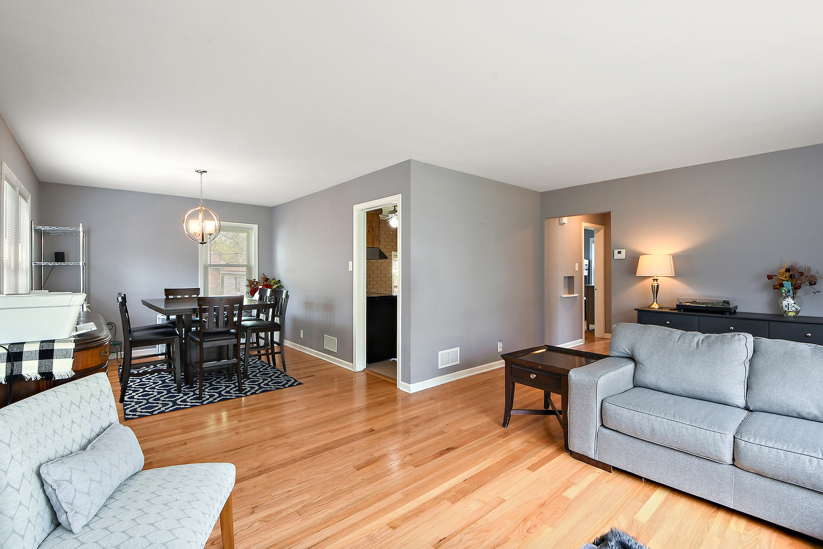 18450 Homewood Avenue, Homewood, IL 60430