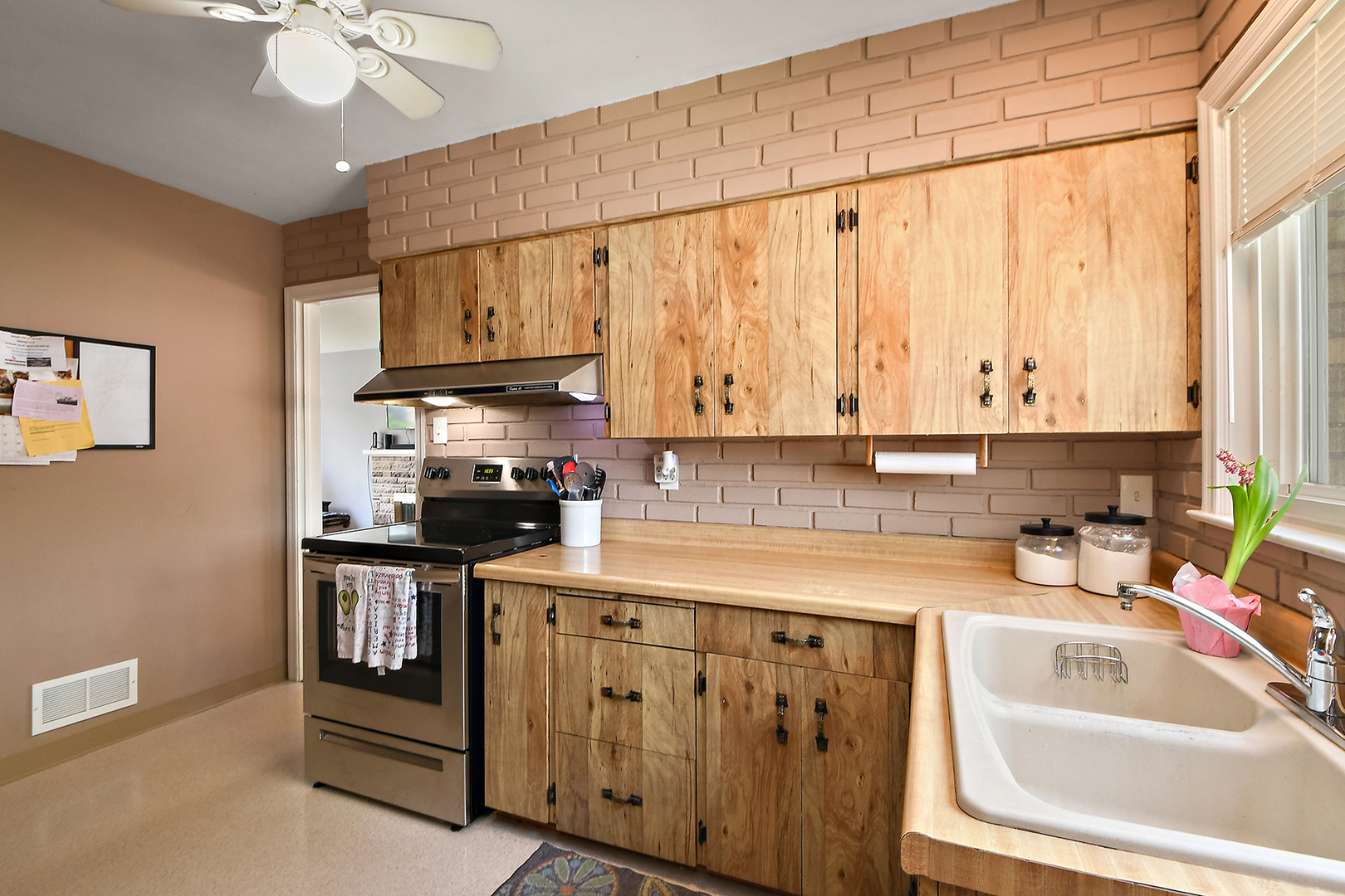 18450 Homewood Avenue, Homewood, IL 60430