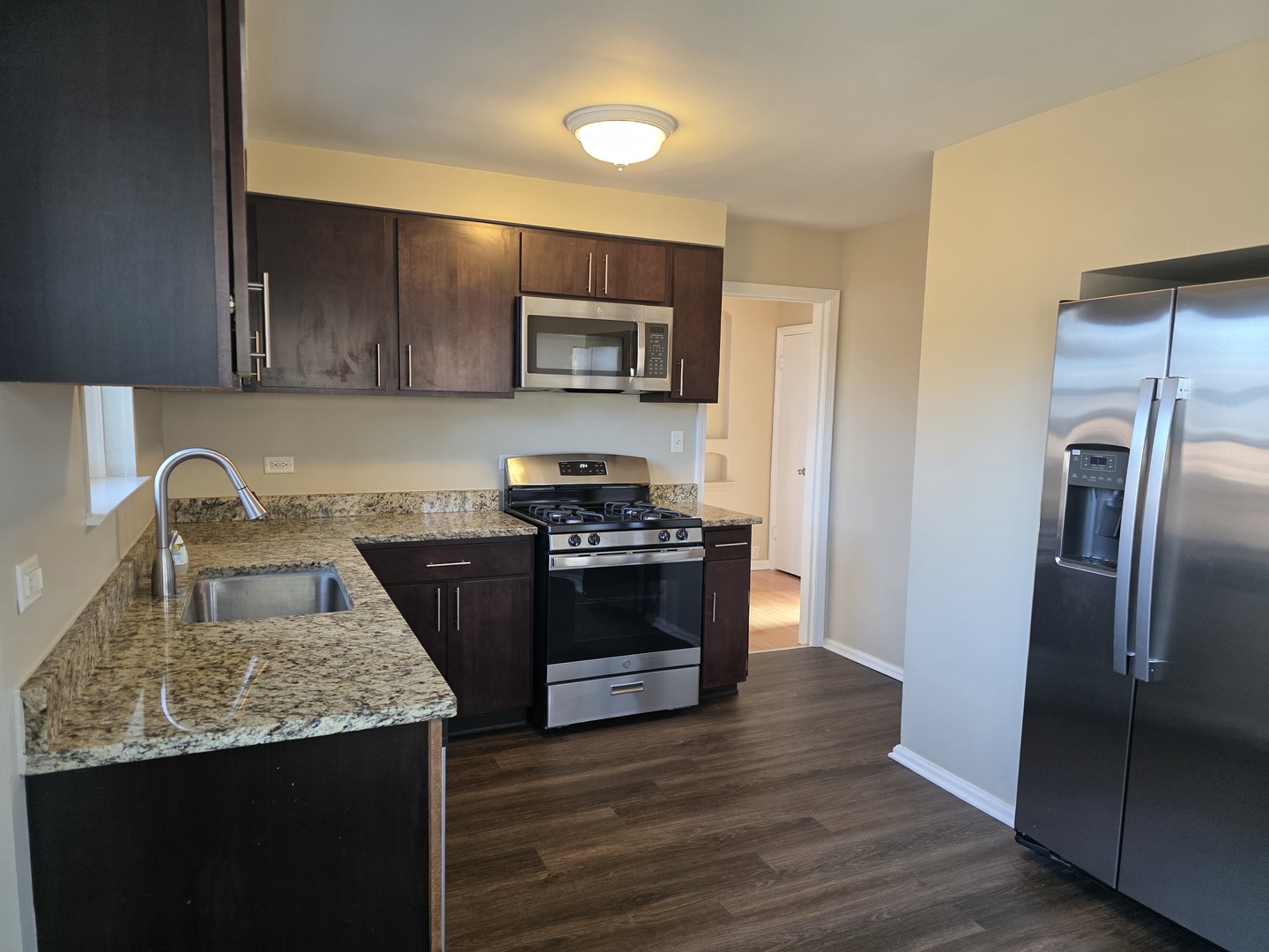 9514 S Bell Avenue, Chicago, IL 60643