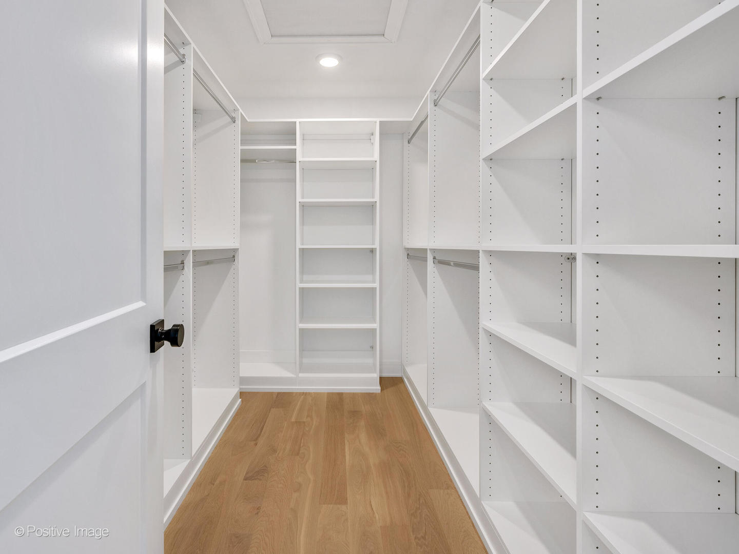 104 N Evergreen Avenue, Elmhurst, IL 60126