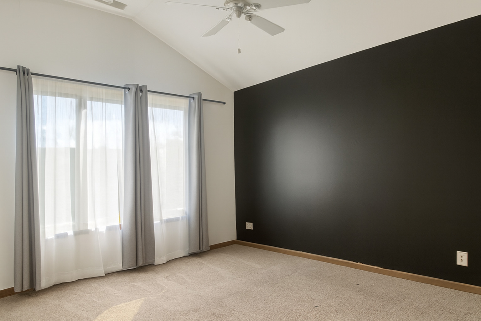 1391 Grayshire Court, Elgin, IL 60120