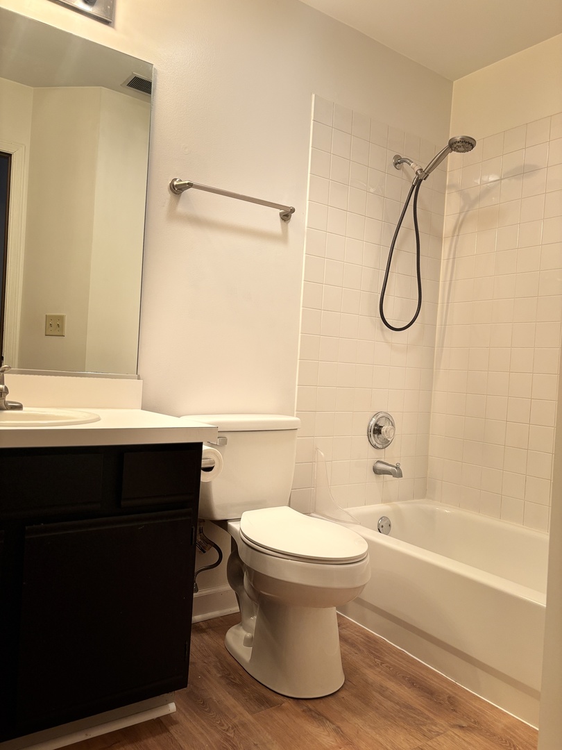 1391 Grayshire Court, Elgin, IL 60120