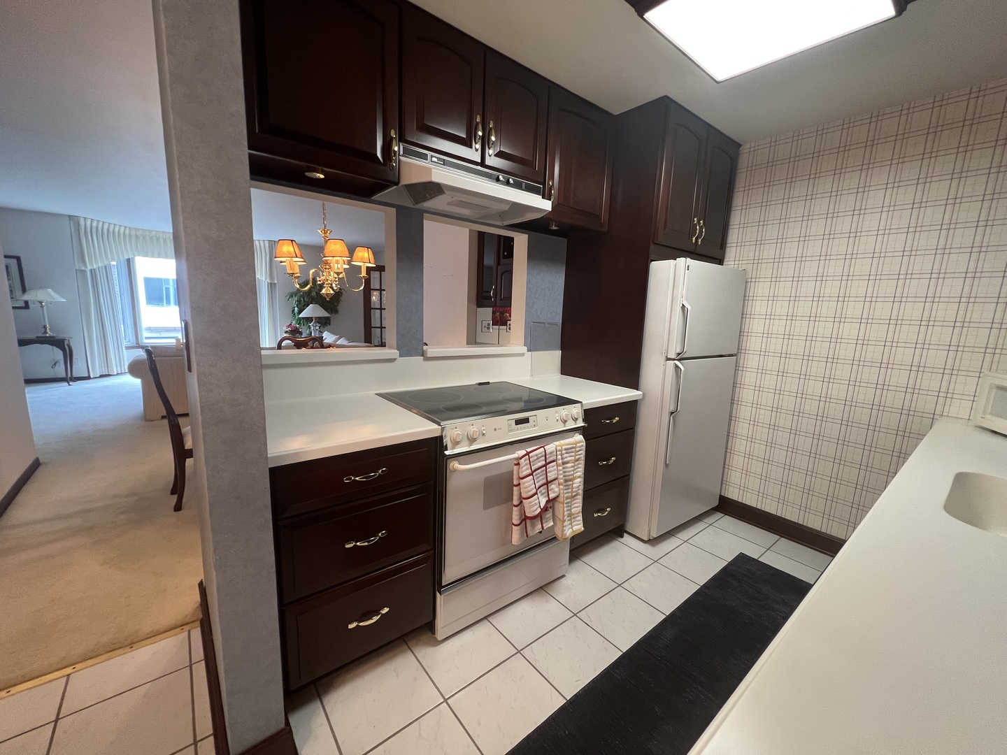 500 Thames Parkway #1F, Park Ridge, IL 60068