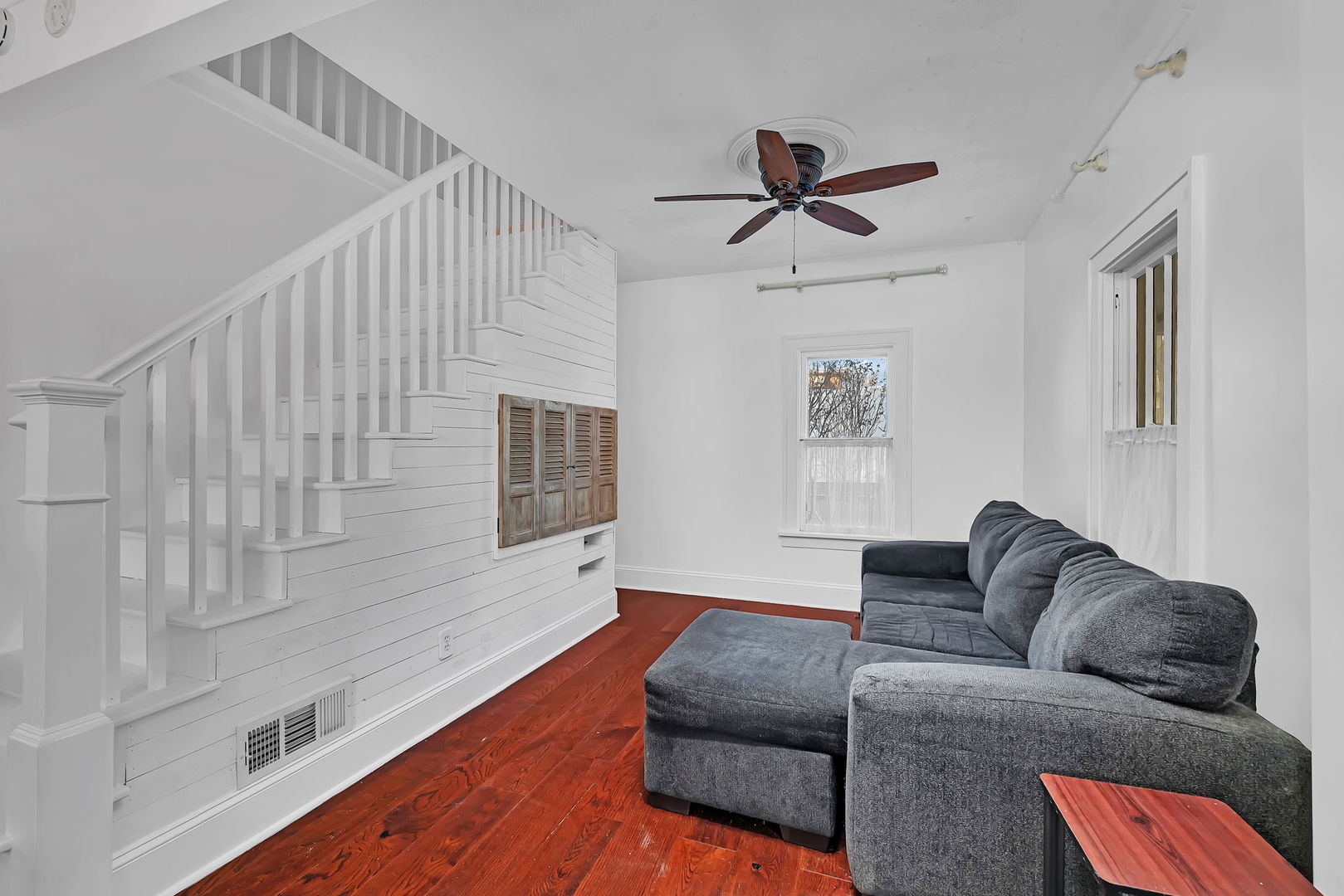 416 Hutchins Street, Joliet, IL 60435