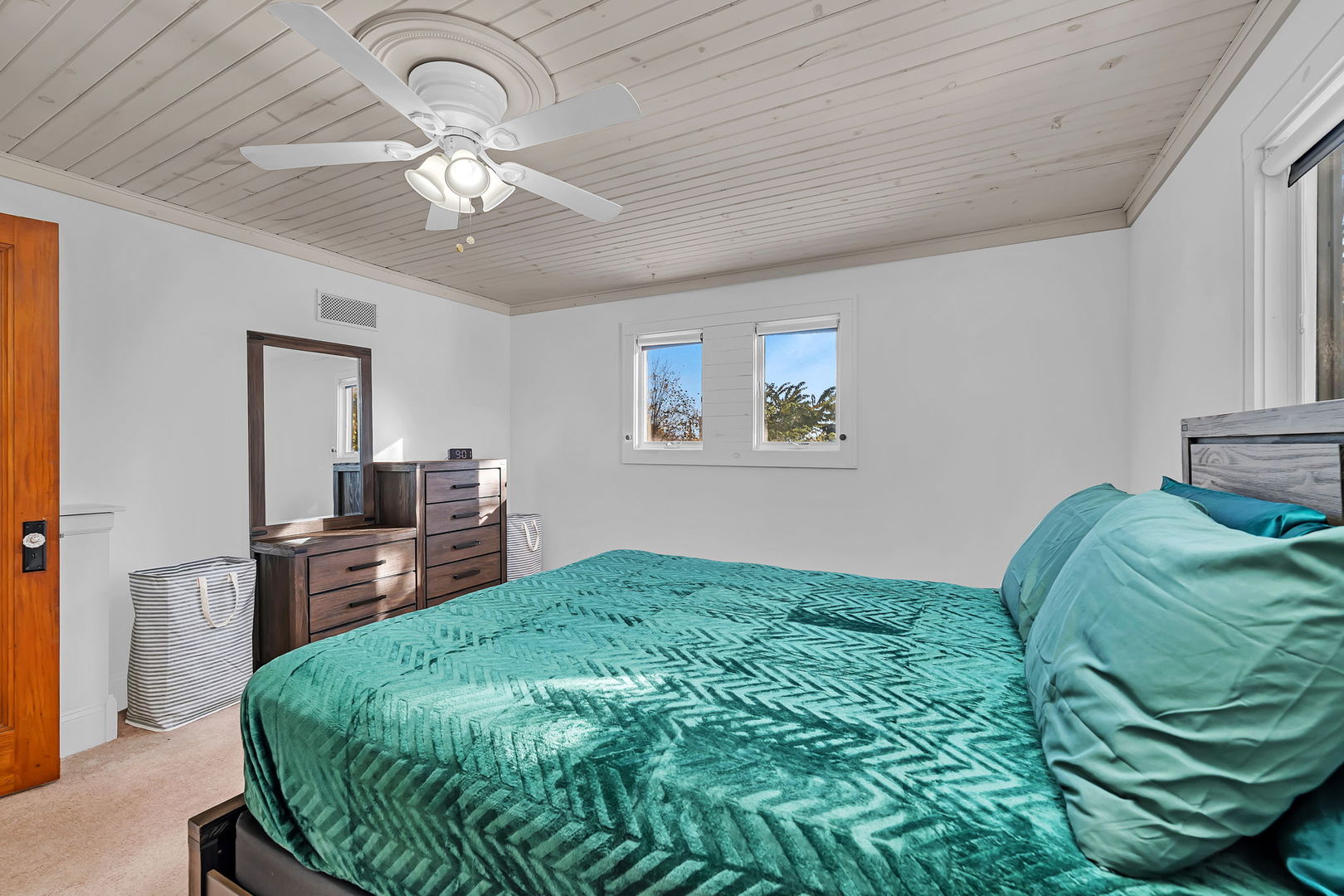 416 Hutchins Street, Joliet, IL 60435