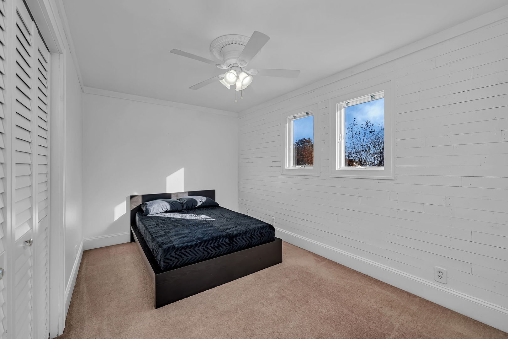 416 Hutchins Street, Joliet, IL 60435