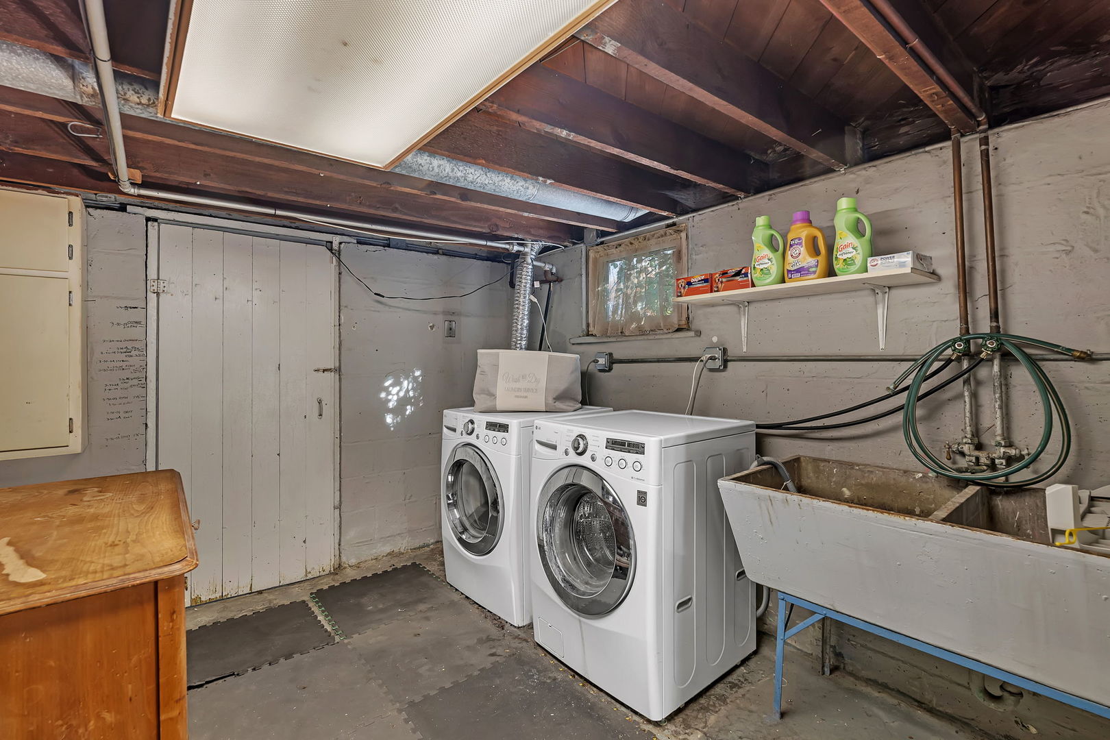 416 Hutchins Street, Joliet, IL 60435