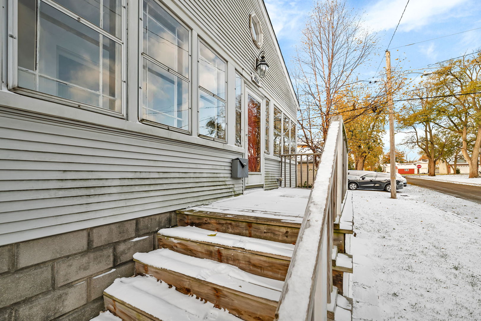 416 Hutchins Street, Joliet, IL 60435