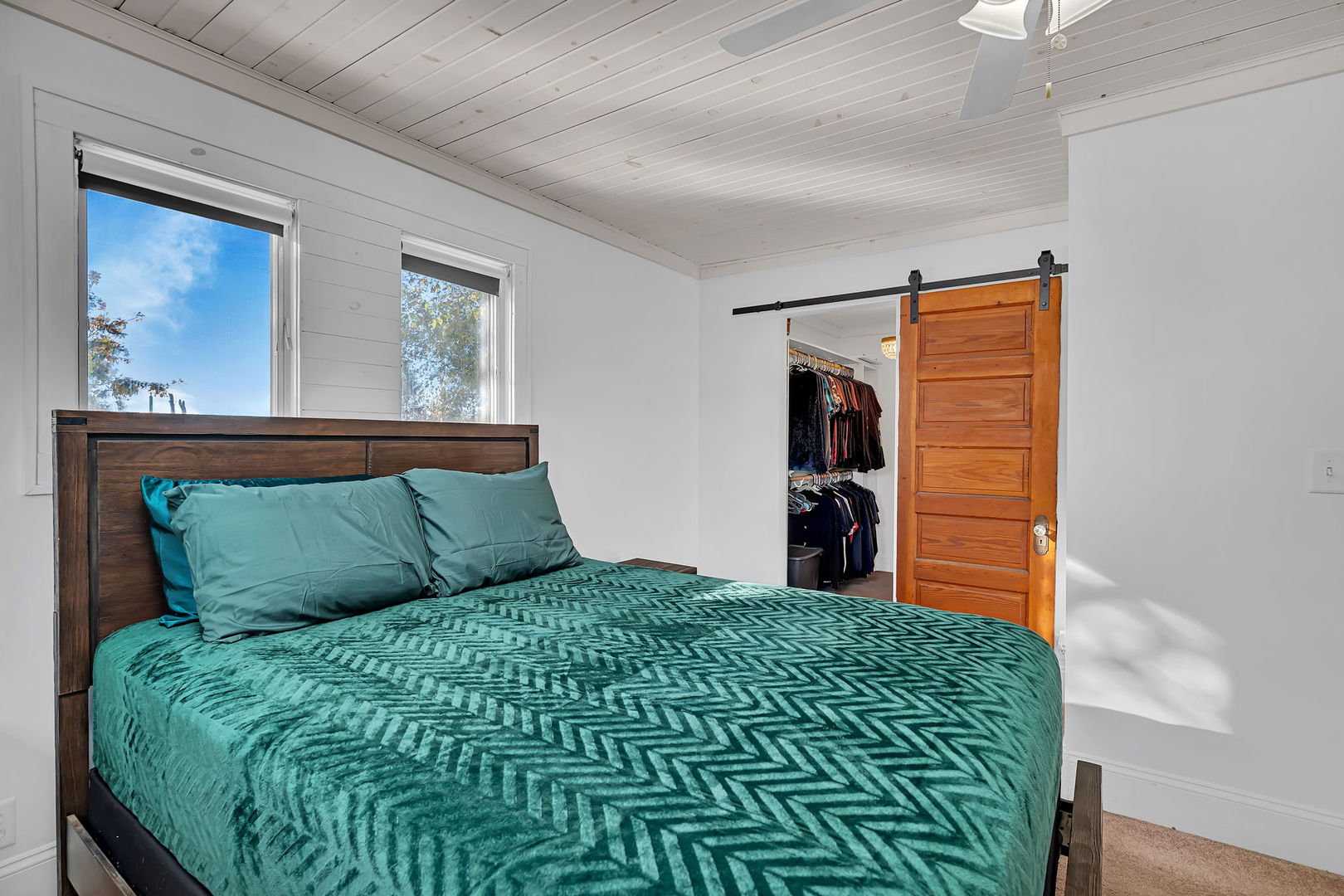 416 Hutchins Street, Joliet, IL 60435