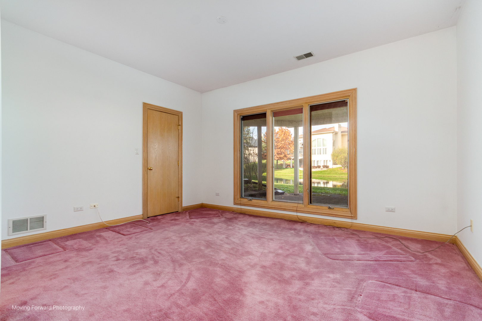 9370 Cascade Circle, Burr Ridge, IL 60527