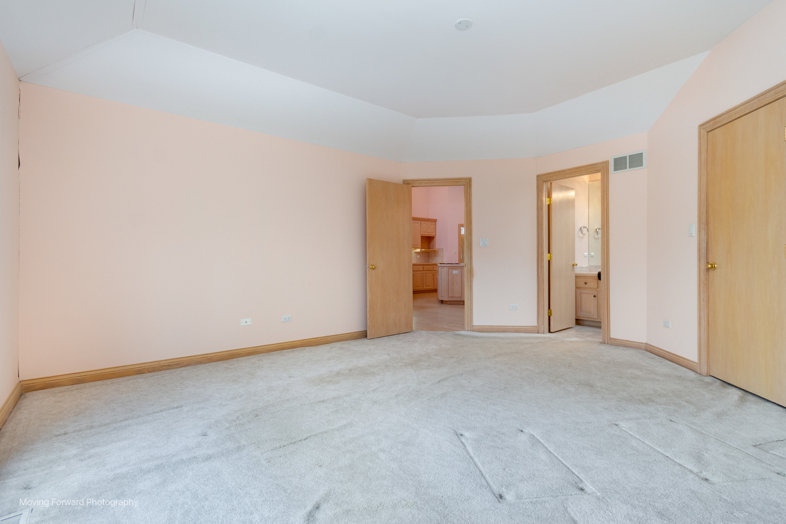 9370 Cascade Circle, Burr Ridge, IL 60527