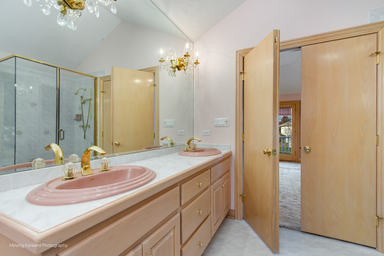 9370 Cascade Circle, Burr Ridge, IL 60527