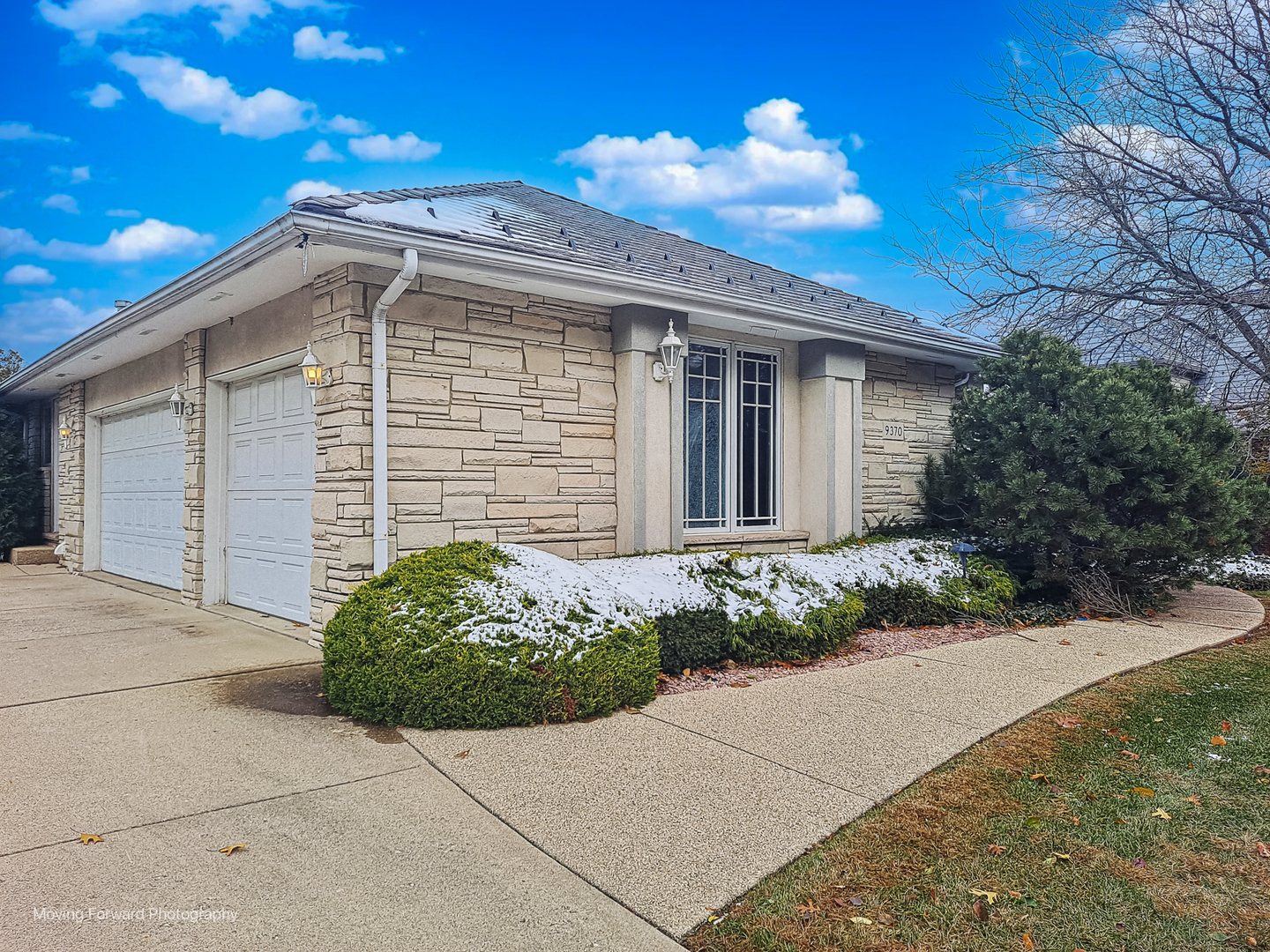 9370 Cascade Circle, Burr Ridge, IL 60527