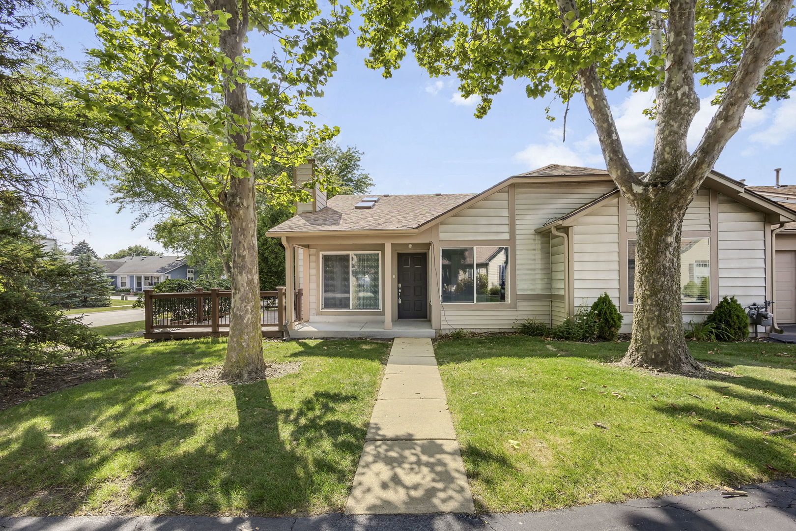 1817 Appaloosa Drive, Naperville, IL 60565