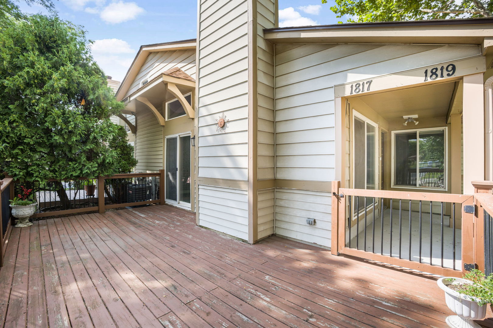 1817 Appaloosa Drive, Naperville, IL 60565