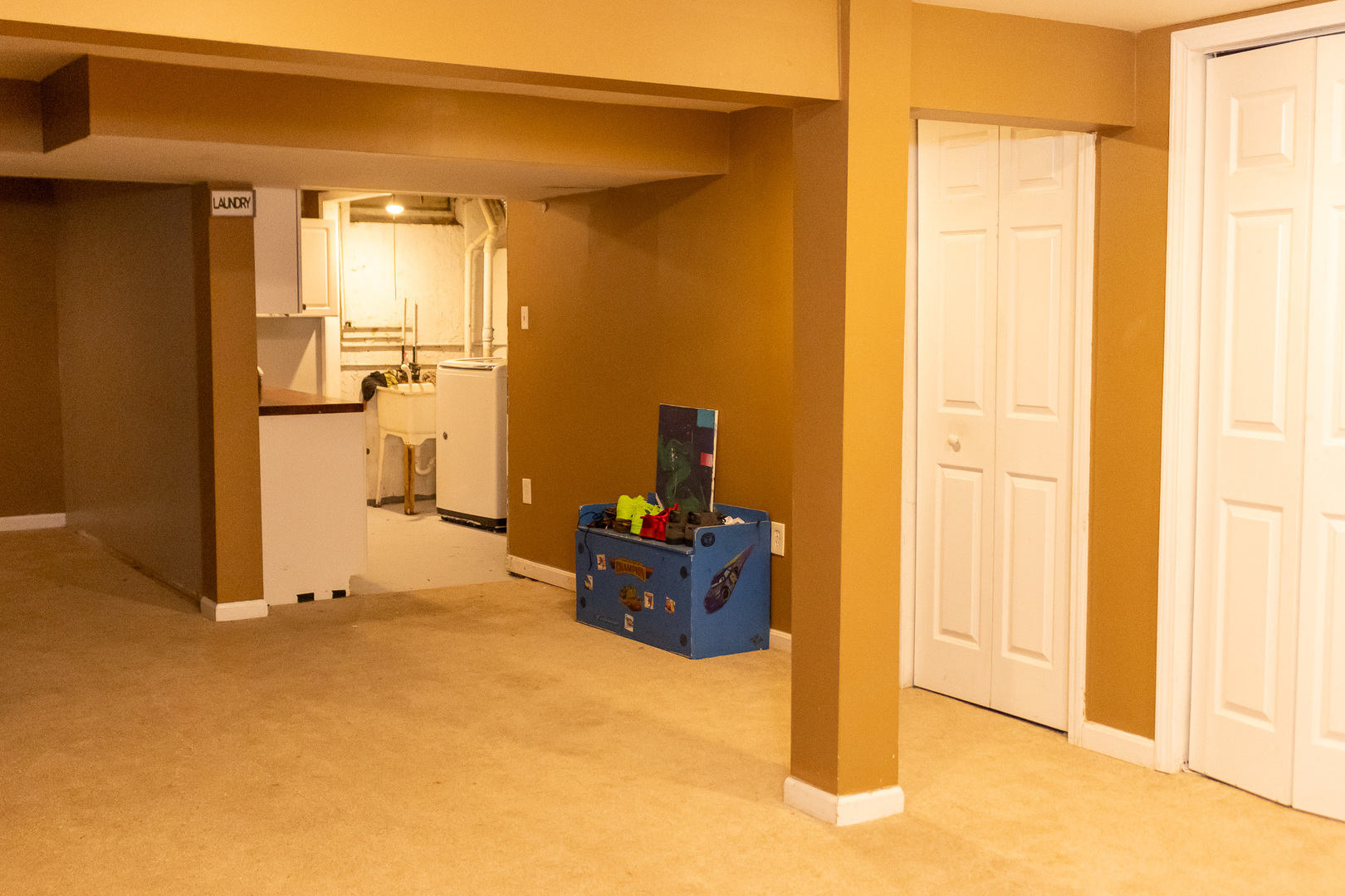 18W149 Buckingham Lane, Villa Park, IL 60181