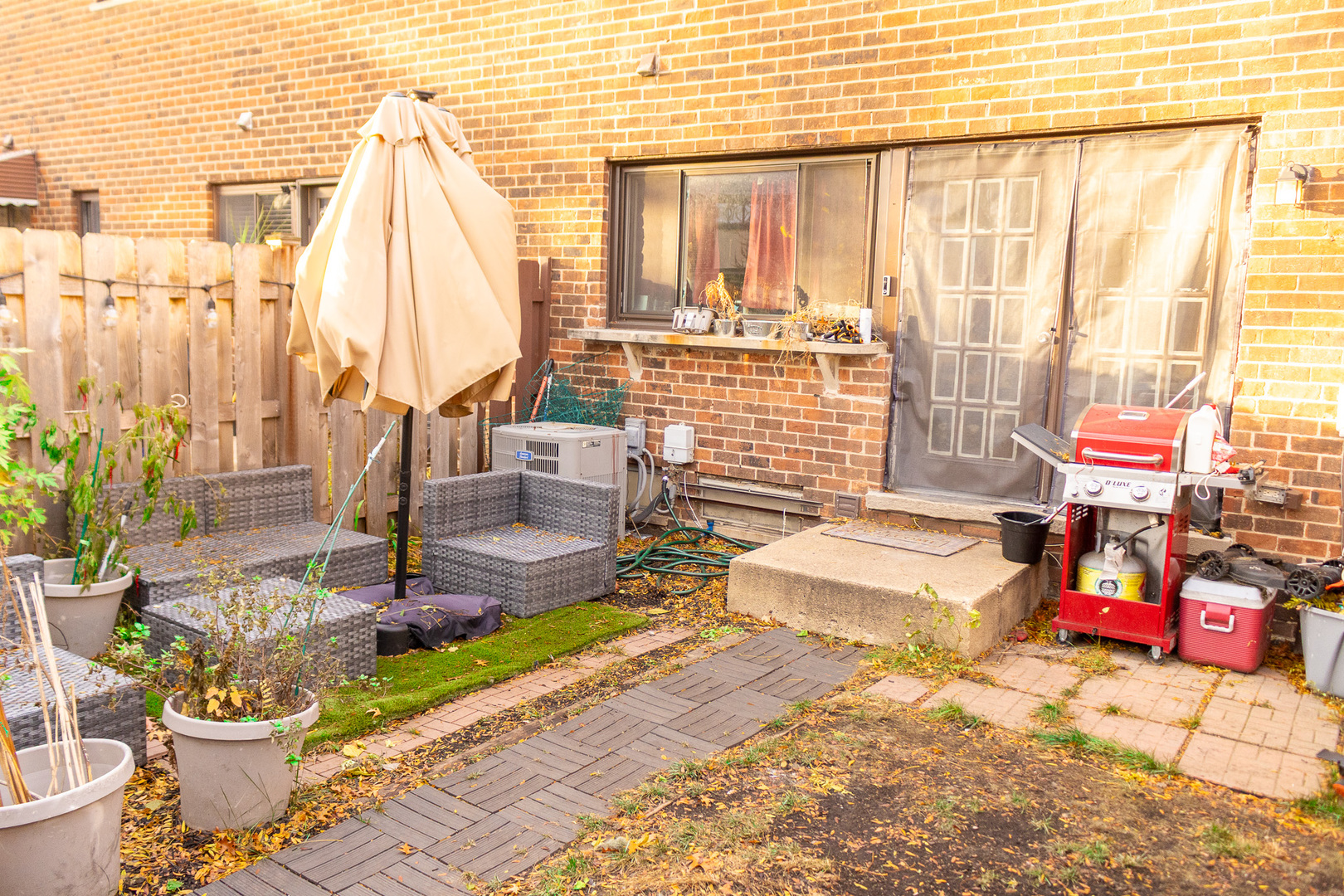 18W149 Buckingham Lane, Villa Park, IL 60181