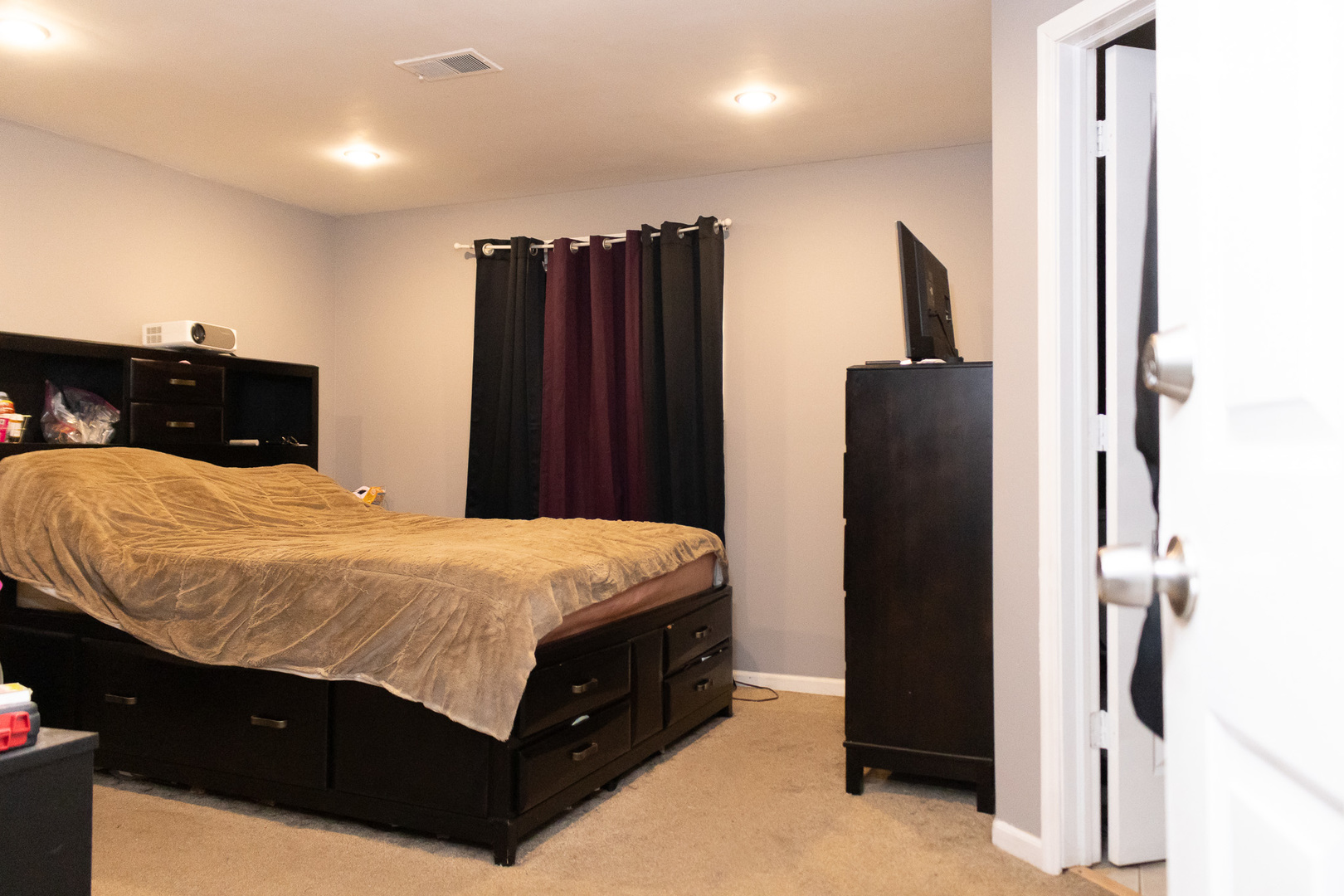 18W149 Buckingham Lane, Villa Park, IL 60181