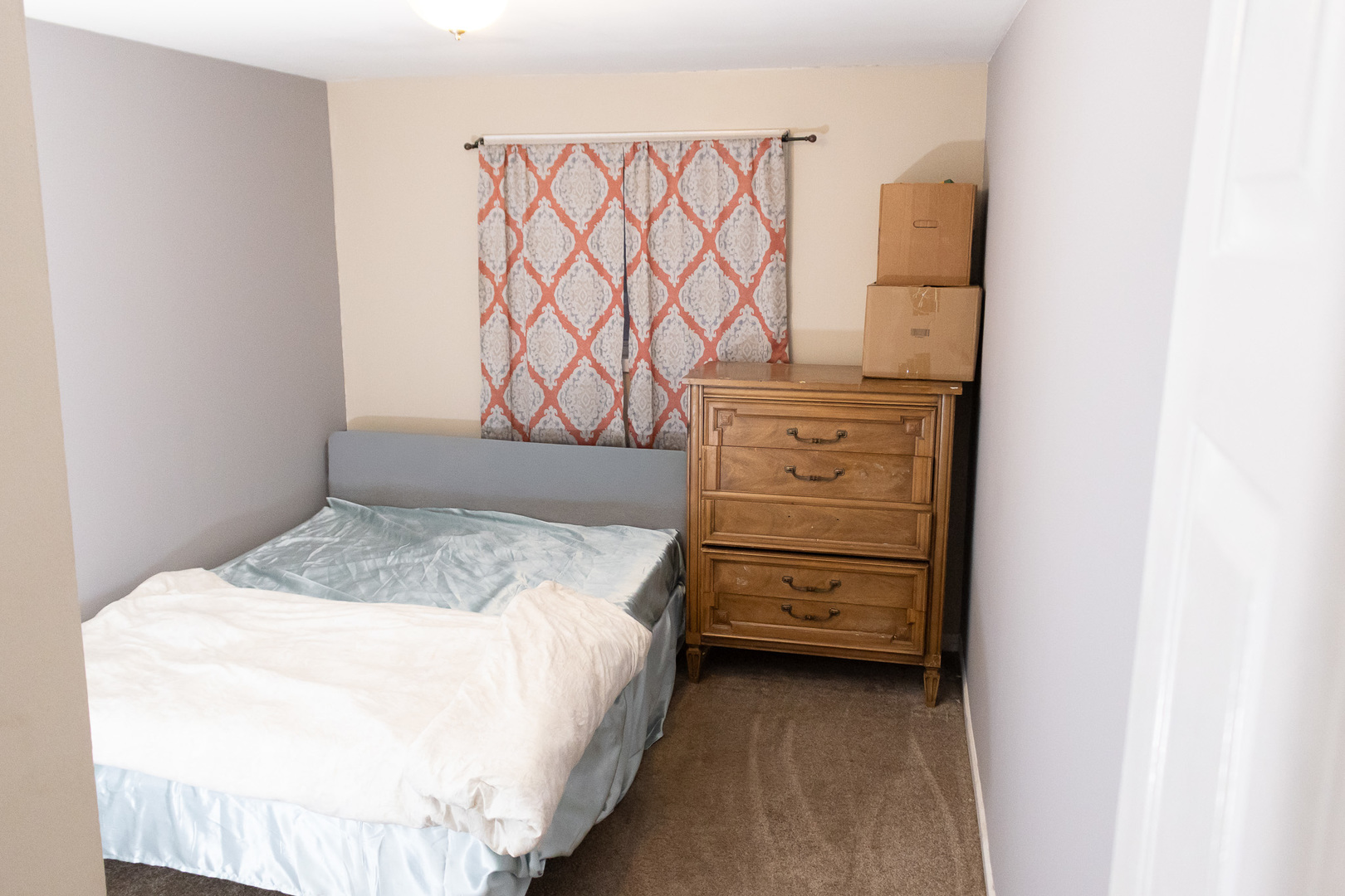 18W149 Buckingham Lane, Villa Park, IL 60181