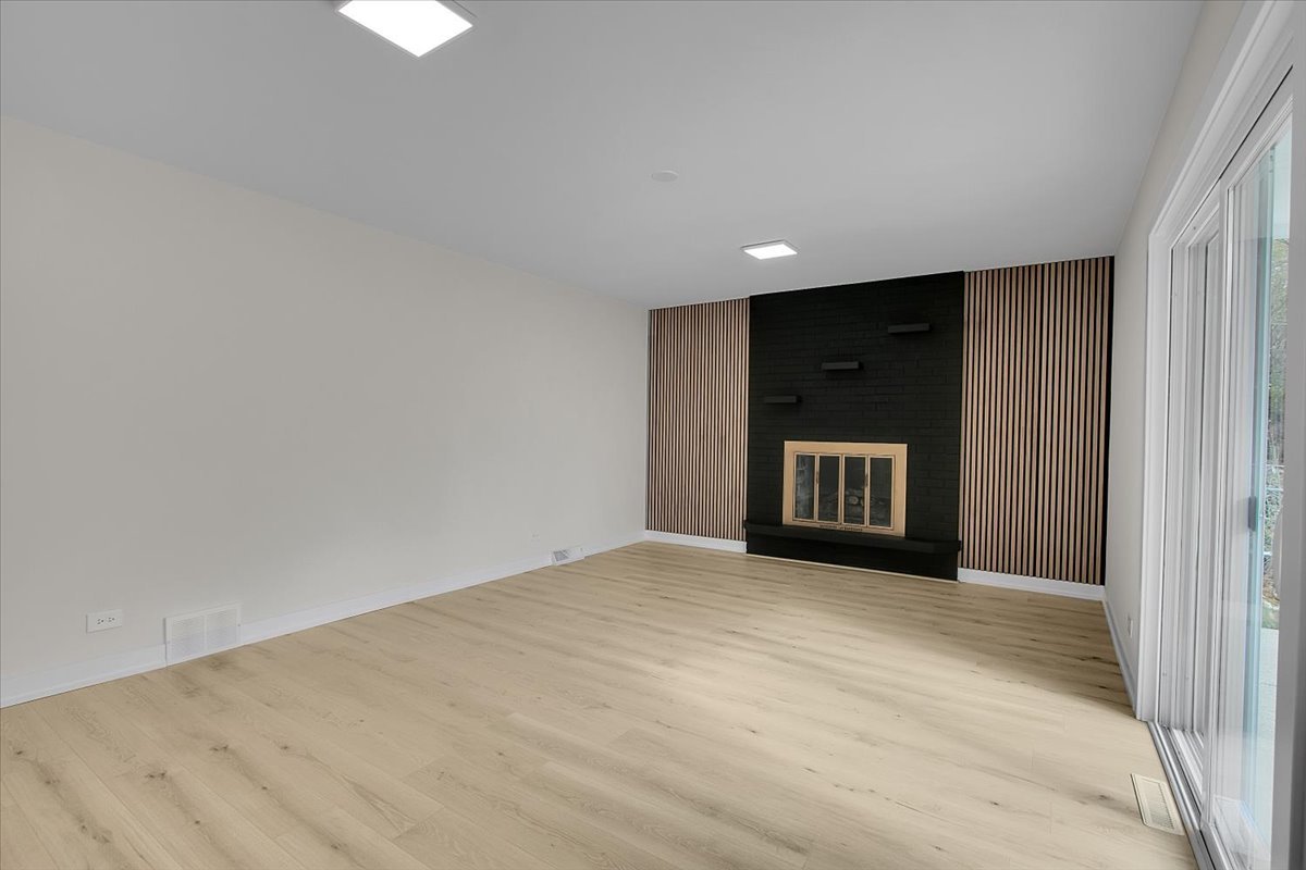 1109 71st Street, Darien, IL 60561