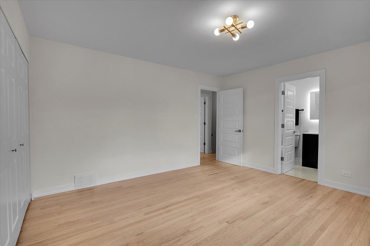 1109 71st Street, Darien, IL 60561