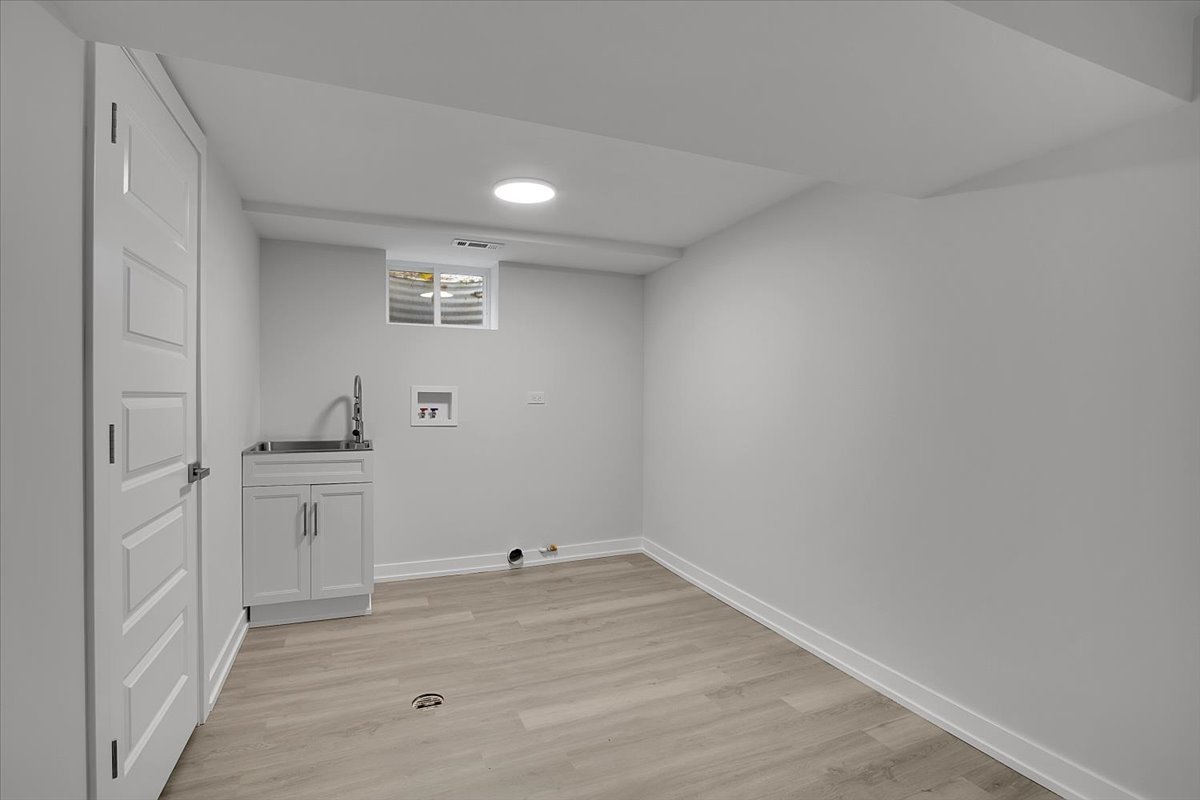 1109 71st Street, Darien, IL 60561