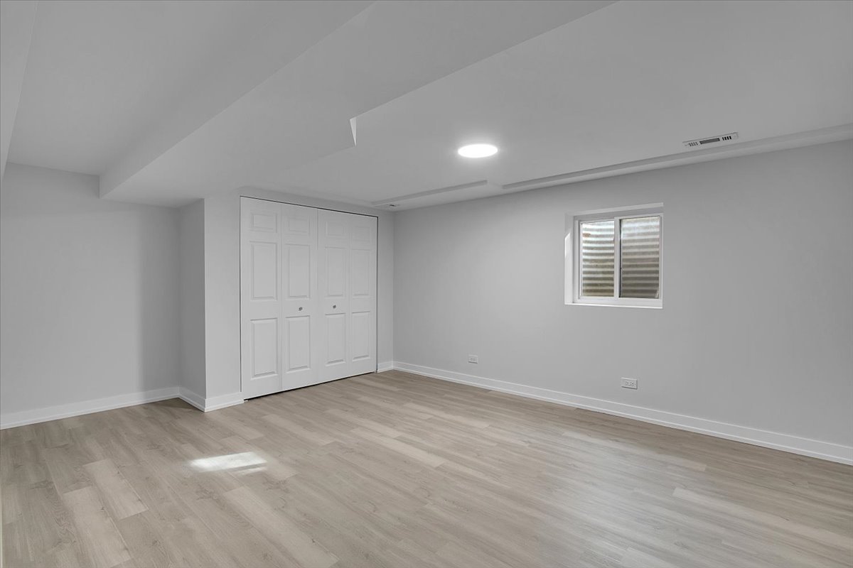 1109 71st Street, Darien, IL 60561