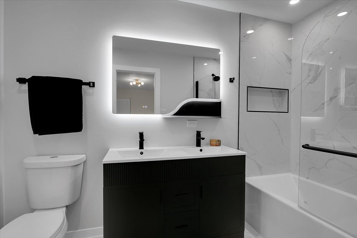 1109 71st Street, Darien, IL 60561