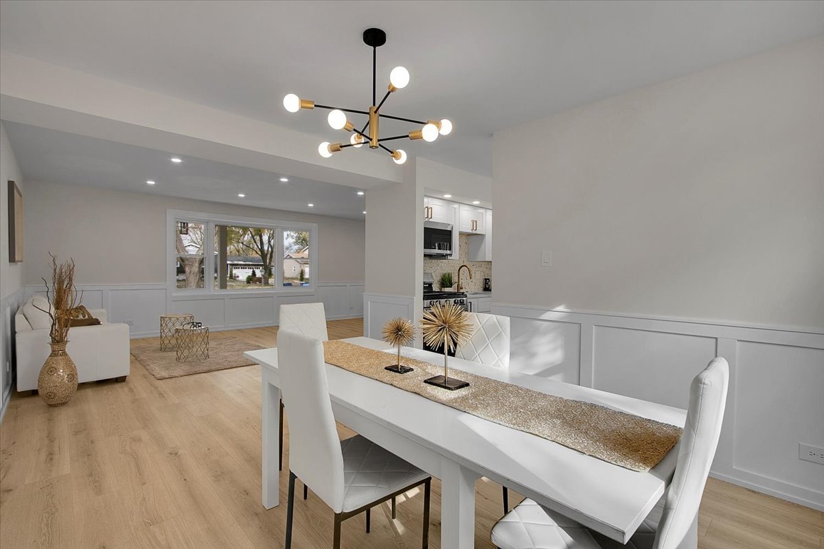 1109 71st Street, Darien, IL 60561