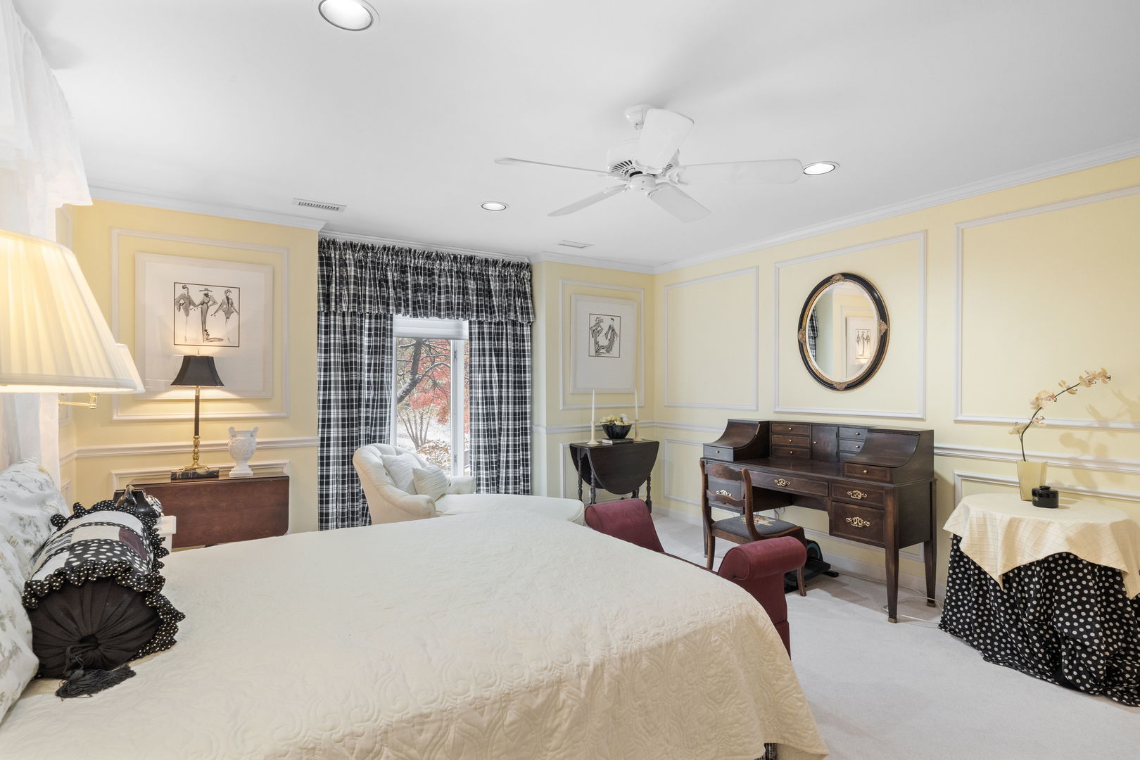 3 Oak Brook Club Drive #E207, Oak Brook, IL 60523