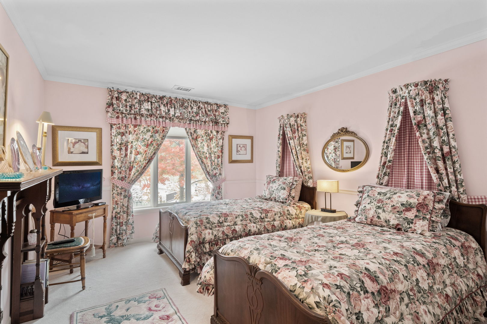 3 Oak Brook Club Drive #E207, Oak Brook, IL 60523