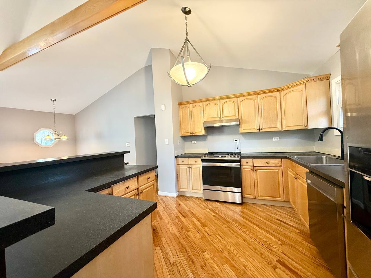 3 Catalpa Court, Woodridge, IL 60517