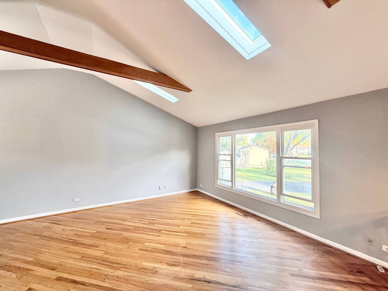 3 Catalpa Court, Woodridge, IL 60517