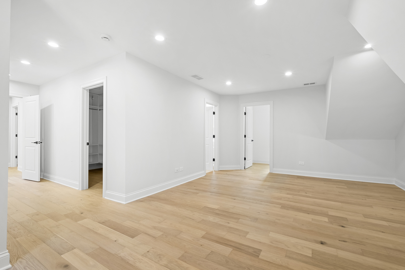 1410 Berkley Court, Deerfield, IL 60015