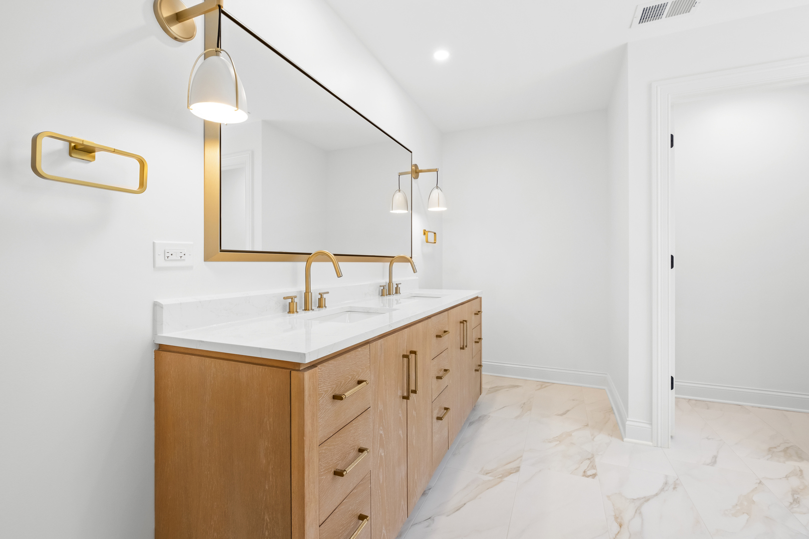 1410 Berkley Court, Deerfield, IL 60015