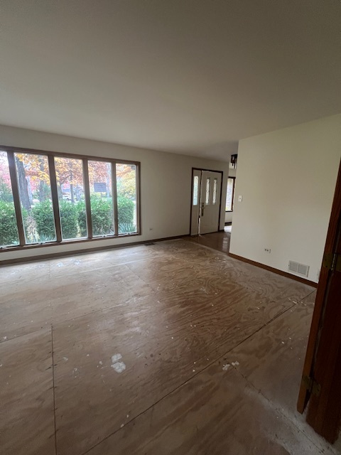 60 W Tam O Shanter Drive, Crete, IL 60417