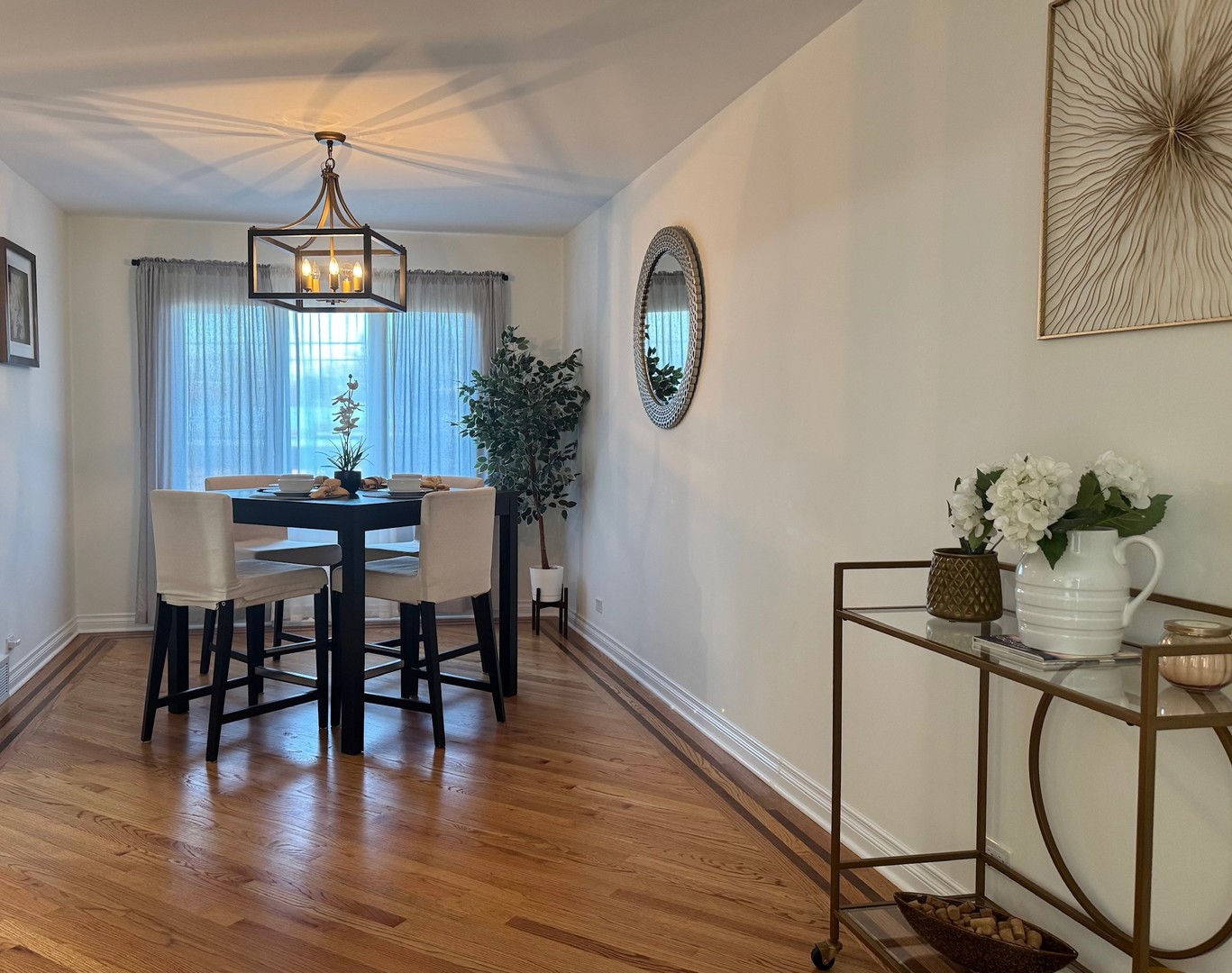 607 S Carol Lane, Mount Prospect, IL 60056